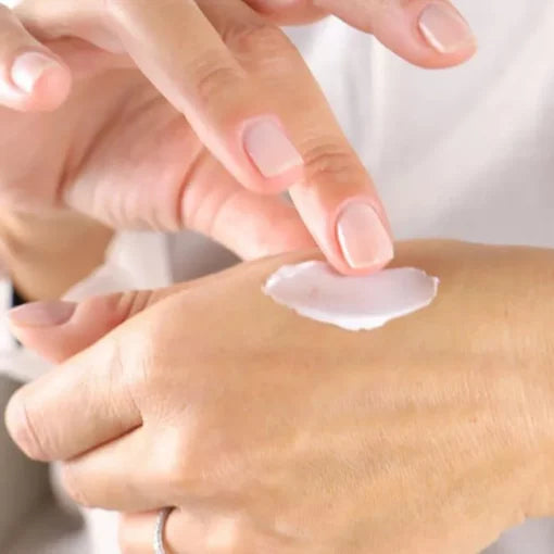 Crème Enrichie pour le Contour des Yeux